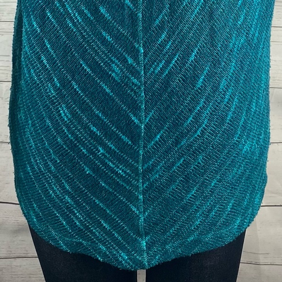 Splendid Sweater - Picture 11 of 12